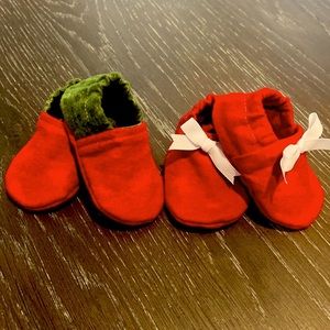 🎉HOST PICK 🎉 Christmas girl baby slippers 0-3 months